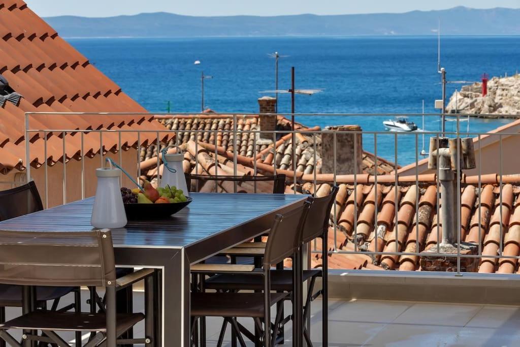 The Square Makarska, Lux App In The Heart Of The City Exterior photo