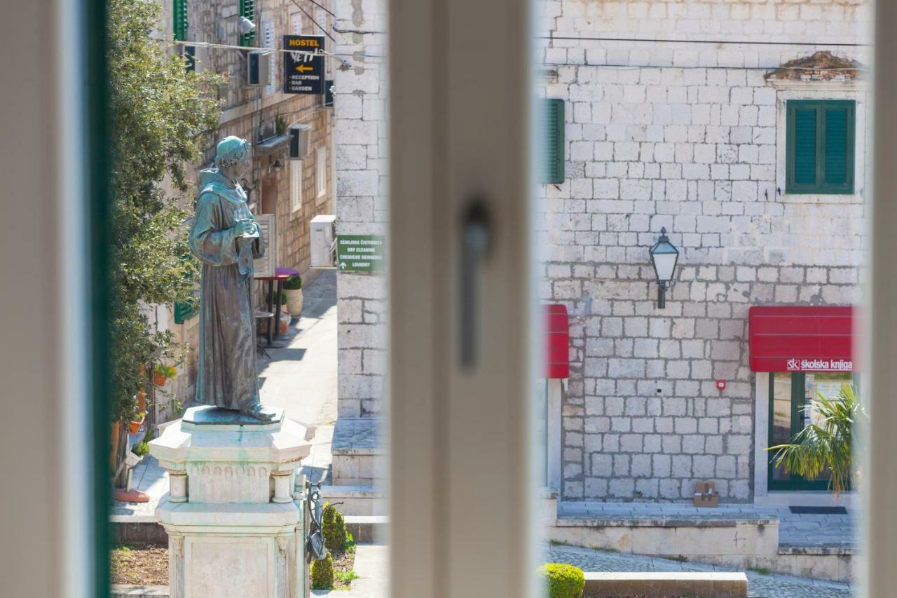 The Square Makarska, Lux App In The Heart Of The City Exterior photo