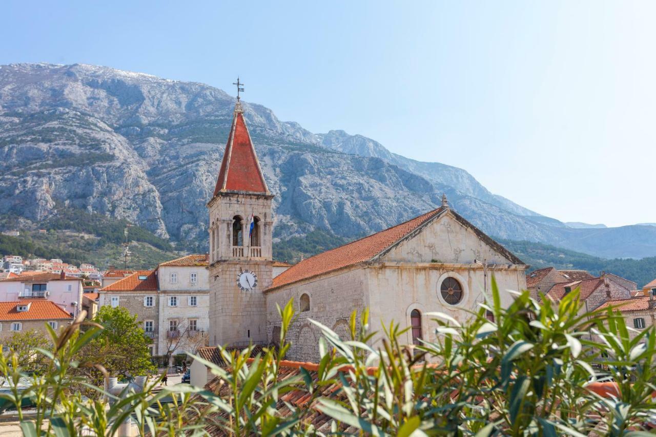 The Square Makarska, Lux App In The Heart Of The City Exterior photo