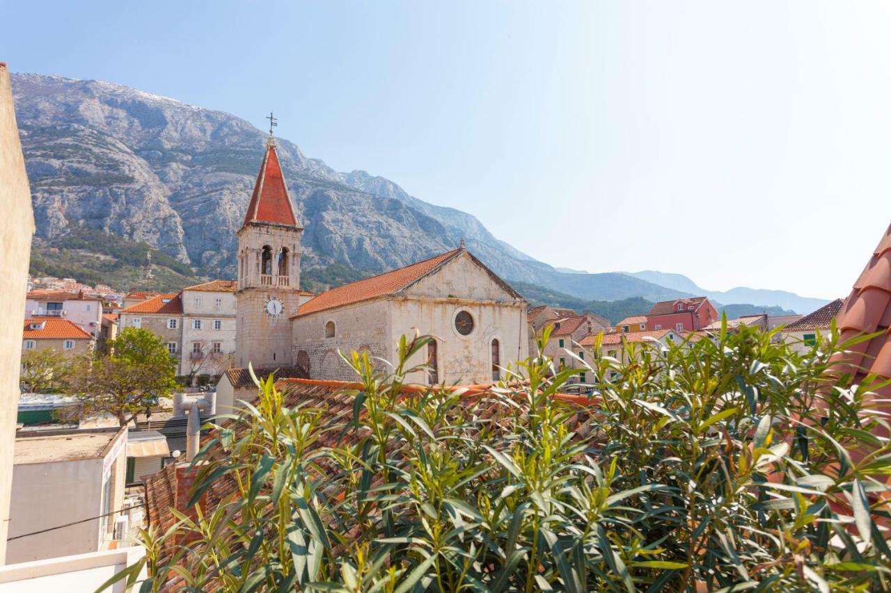 The Square Makarska, Lux App In The Heart Of The City Exterior photo